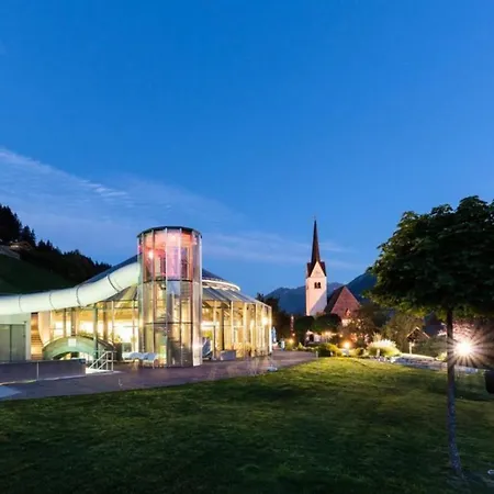 Schoeneben Haus Am Bad 펜션