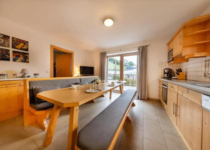 Schoeneben Haus Am Bad * Wald im Pinzgau